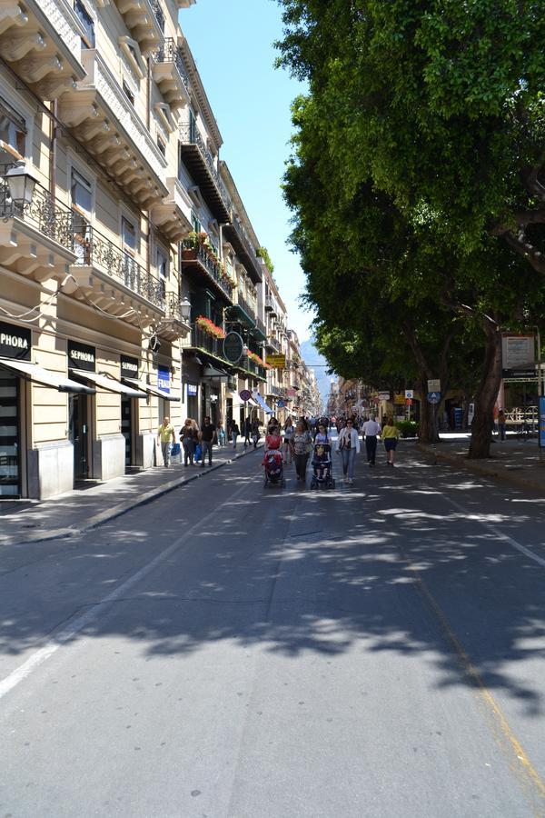 Gran Cancelliere Apartment With Parking Palermo Eksteriør billede
