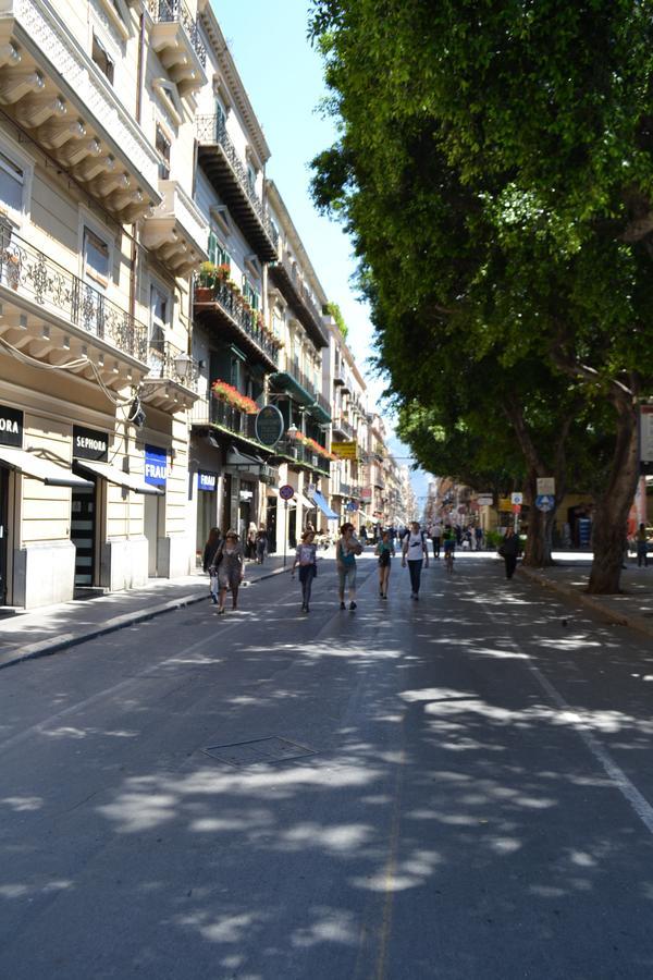 Gran Cancelliere Apartment With Parking Palermo Eksteriør billede